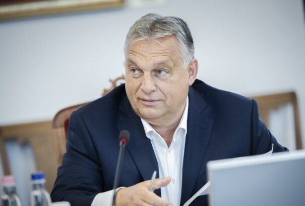 Orbán Viktor reagált a tusnádfürdői beszédét ért kritikákra: fontos, hogy jó kapcsolat alakuljon ki az új román és szlovák kormánnyal