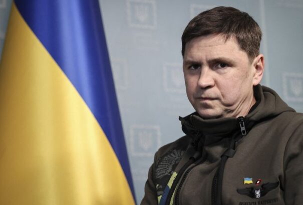 Zelenszkij tanácsadója elmondta, hogy lehetne gyorsan lezárni a háborút