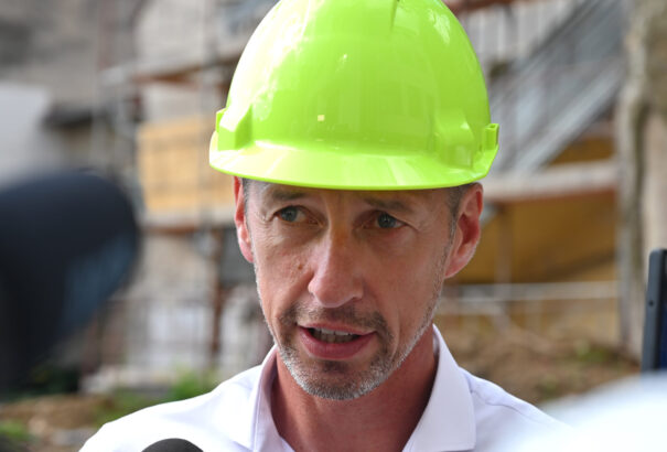 Majerský kizárta a Smert, lényegében az SaS-t is. Kivel akar kormányozni?