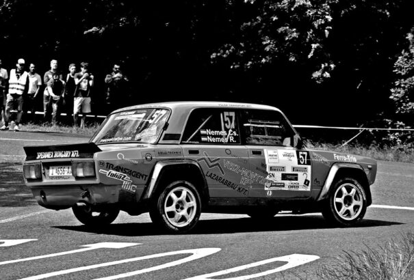 Halálos baleset miatt félbeszakították a Veszprém-ralit