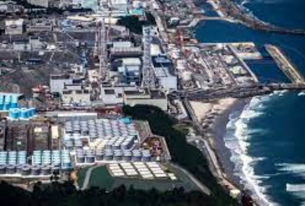 A fukusimai atomerőmű üzemeltetője megkezdte a radioaktív víz visszaeresztését az óceánba