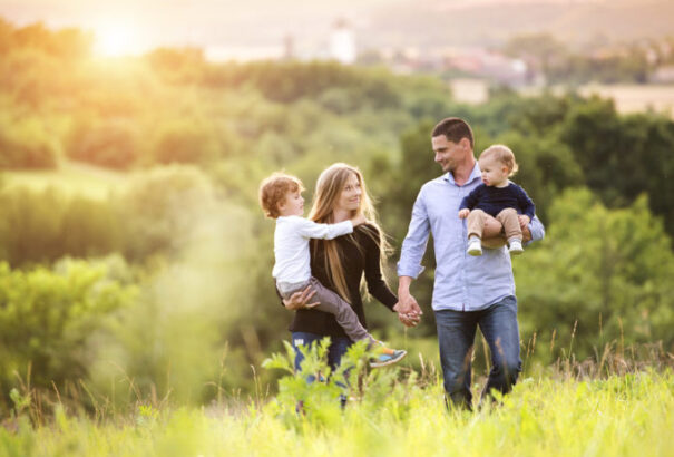 Hogyan változott az ország lakossága az elmúlt 100 évben? Hogyan tervezték a szlovákiai férfiak és nők az apaságot és az anyaságot?