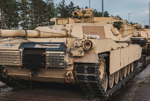 Ukrajna már szeptember közepén megkapja az Abrams harckocsik első tételét