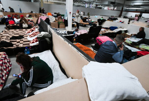 Bezárta kapuit a legnagyobb ukrán menekültközpont Lengyelországban