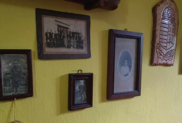 Simon Bódis Enikő: Segítsetek