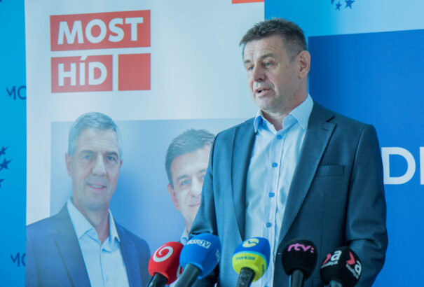 Érdekes kiszólás – Szivárványos pártot akartak csinálni Sólymosék a Szövetségből?