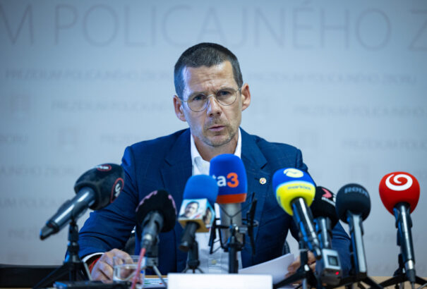 Hamran: Lehetetlen a szlovák-magyar határt lezárni, nincs rá emberünk