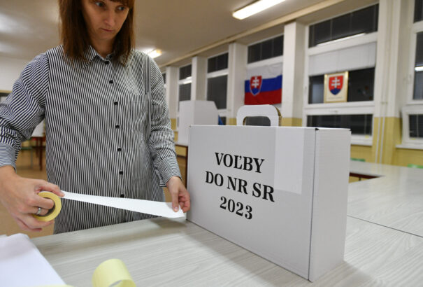 Legalább 40 perccel meghosszabbodik a választási moratórium