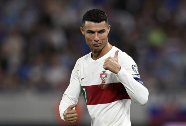 Ronaldo megnyitotta marrakeshi szállodáját a földrengés után fedél nélkül maradtak előtt