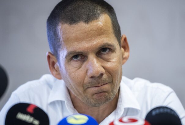 Az új belügyminiszter leváltotta Hamran országos rendőrfőkapitányt