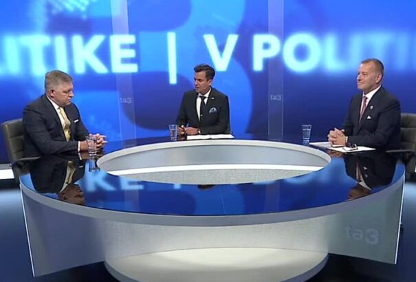 Az 5 százalék alá süllyedő Sme rodina elnöke megint magyar revízióval riogat. Fico nevetségesnek nevezte