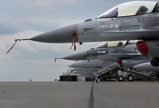 F-16: Megkezdődött az ukrán pilóták képzése az Egyesült Államokban