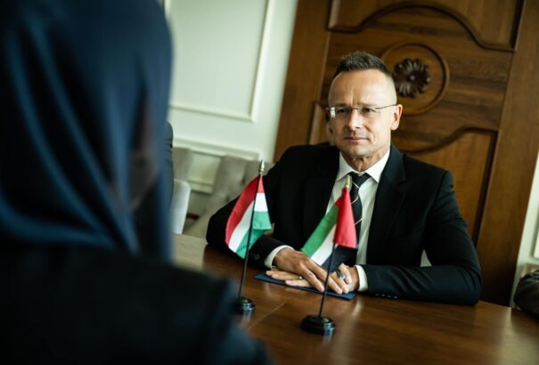 Szijjártó Péter szerint rendkívüli közelségbe kerülhet a harmadik világháború az izraeli konfliktus eszkalációjával