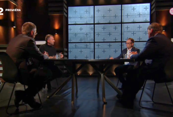 A szlovák köztévében a migrációs politikáról: Szigorú határvédelmi intézkedésekre van szükség