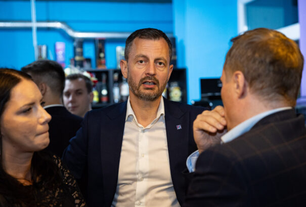 És még mindig van lejjebb: Heger pénzért könyörög a Demokratinak