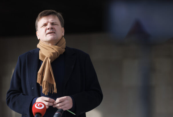 Hlina szerint Pellegrini nem szabad politikus. Ráfizet a múltjára