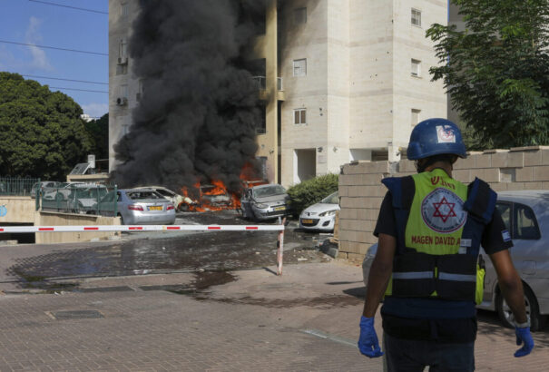 Netanjahu: Izrael háborúban áll