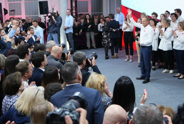 A Politico már a lengyel ellenzék győzelmét ünnepli