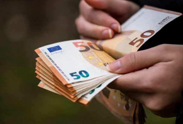 Komoly összeggel emelkedik az egyéni vállalkozók minimális járulékbefizetése jövőre