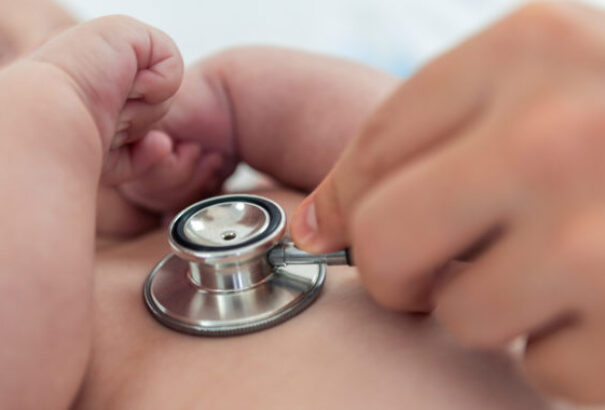 A gyermekorvosok többsége visszavonta felmondását. Továbbra is megoldást sürgetnek