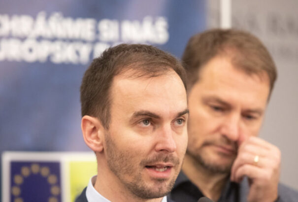 Az OĽaNO képviselői klubjának Michal Šipoš lesz az elnöke, a PS-é Martin Dubéci