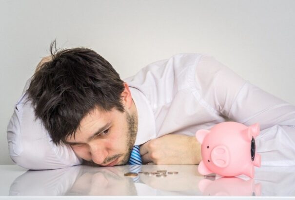 Felmérés: A szlovákiai polgároknak nincs elegendő jövedelmük minden havi kiadásuk fedezésére