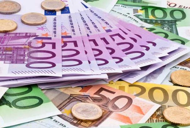 Milyen fizetésre számíthatnak a leendő parlamenti képviselők? Az biztos, hogy nyomorogni nem fognak