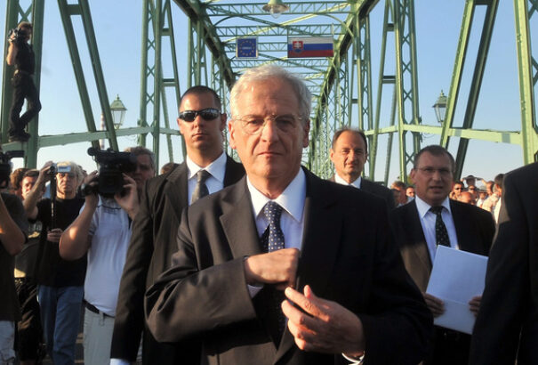 Elhunyt Sólyom László