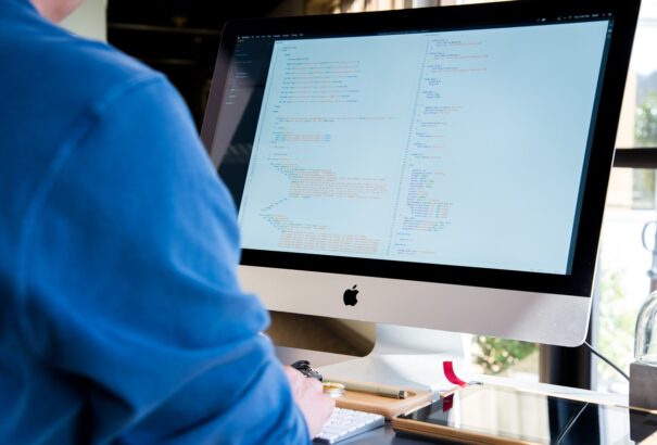 Szerezz egy új szakmát: legyél multimédia-fejlesztő!