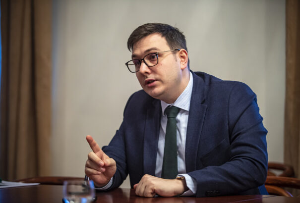 Moszkva szerint ellenséges lépés az orosz vagyon befagyasztása Csehországban