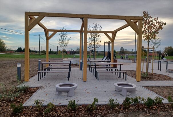 Čistinka-Tisztás: új szabadidőpark létesült Komáromban, a Holt-Vág közelében (Képekkel)