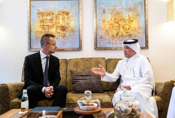 Szijjártó Péter: Katar közbenjár a magyar állampolgársággal is rendelkező túszok kiszabadításában