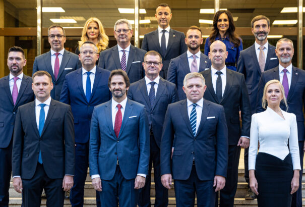 Jóváhagyta programnyilatkozatát a kormány