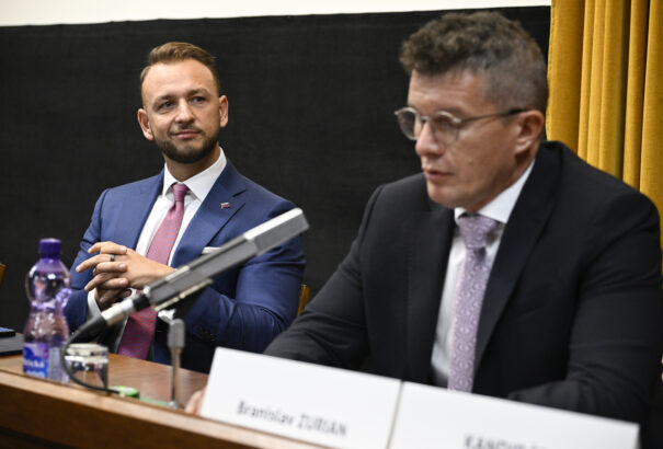 A kormány Branislav Zuriant nevezte ki a rendőrség belső ellenőrző hivatalának élére