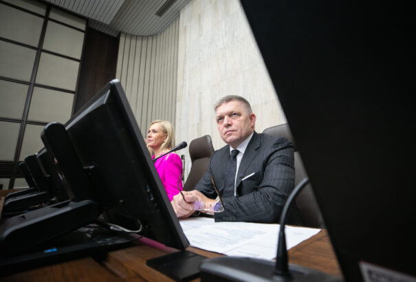 Kiszivárgott a kormányprogram egy verziója: szétbombáznák a közmédiát, „visszaállítanák” a szólásszabadságot