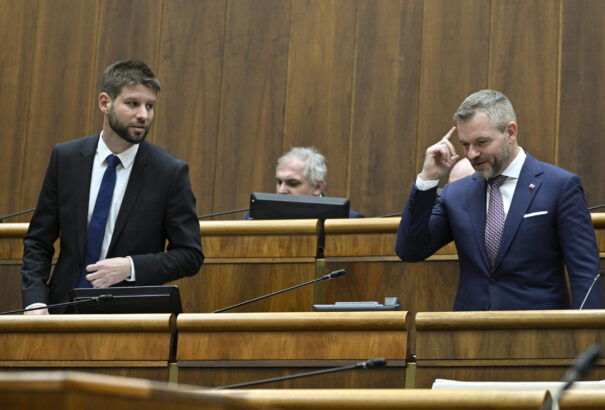 Pellegrini egyelőre nem ássa ki a csatabárdot a médiával