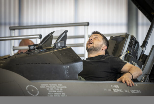 Titokban újabb két F-16-os érkezett Ukrajnába az éjjel