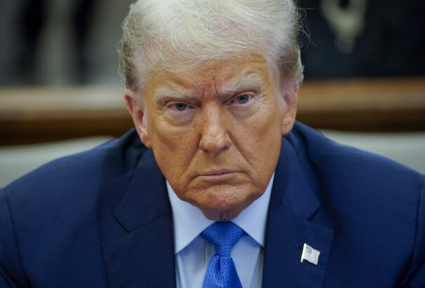 Trump elutasította Zelenszkij ukrajnai meghívását