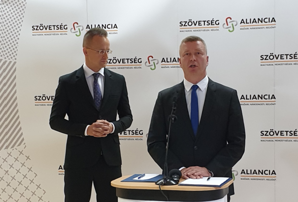 Gyimesi szerint skizofrénia, hogy a Forró vezette Szövetség kapocs lenne a szlovák és a magyar kormány között