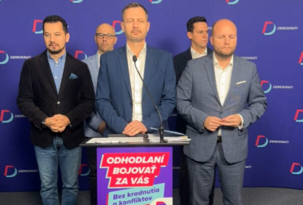 Demokrati: A MiG-29-es vadászgépeket a törvénynek megfelelően adományoztuk oda