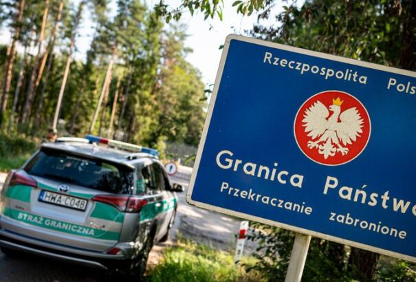 Lengyelország is meghosszabbítja az ellenőrzést a szlovák határon