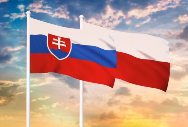 Lengyelország ismét hosszabított – marad a harárellenőrzés a szlovák-lengyel szakaszon