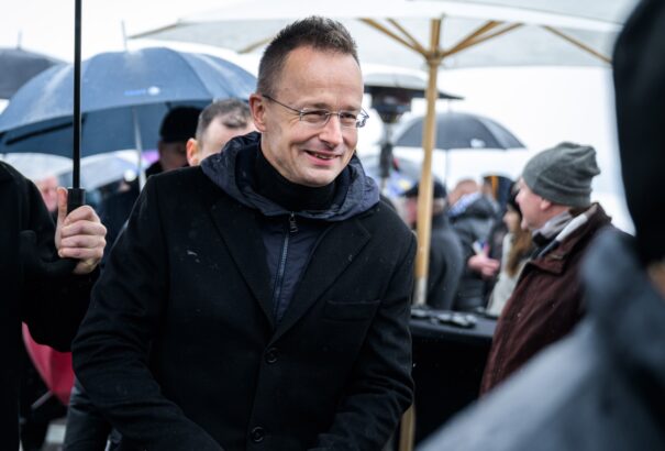 Szijjártó Péter: Magyarország az új európai gazdasági korszak nyertesei közé tartozik