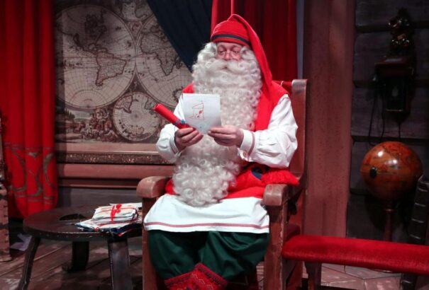 A Balatonra látogat az igazi finn Mikulás