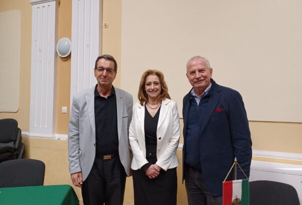 A magyarság jelenéről és jövőjéről Komáromban Ferencz Orsolyával, Bencsik Andrással és Tarics Péterrel