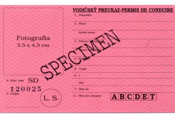 Már csak egy hónap maradt a rózsaszínű jogsik cseréjére