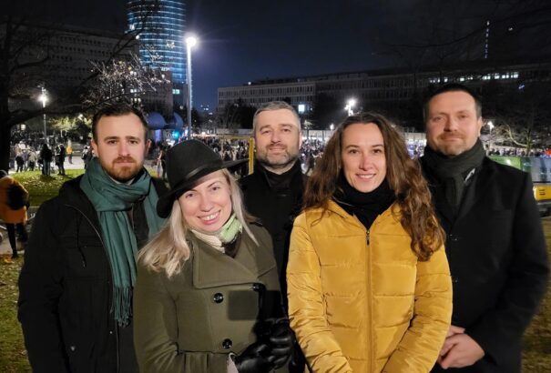 Orosz Örs és Mózes Szabolcs részt vettek az ellenzéki kormányellenes tüntetésen