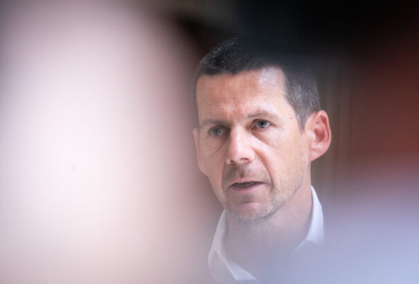 Hamran István volt országos rendőrfőkapitány is indulna az elnökválasztáson