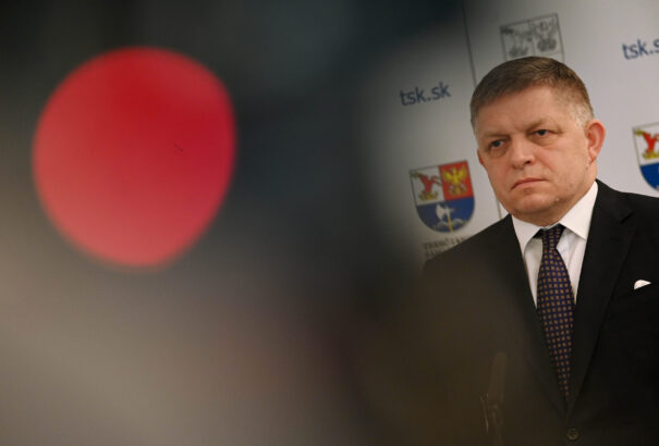 Fico: Az ellenzék az állam elpusztításának útját választotta