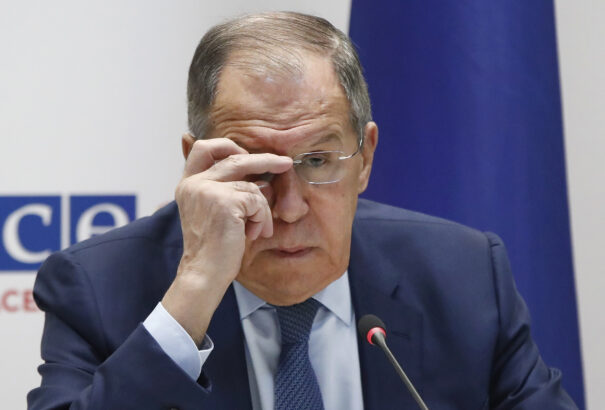 Lavrov szerint a béketárgyalások megkezdése Ukrajnán múlik